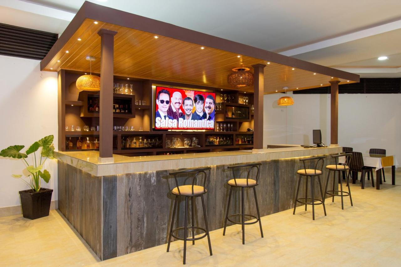 Hotel 0Asis De La Colina Boutique Girardot Kültér fotó